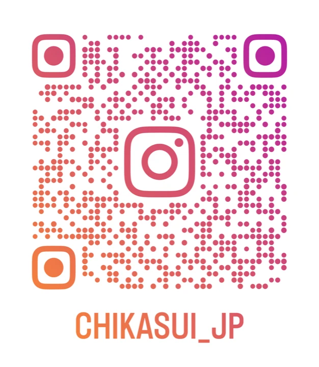 深層地下水 水汲み場 公式Instagram（@chikasui_jp）のQRコード